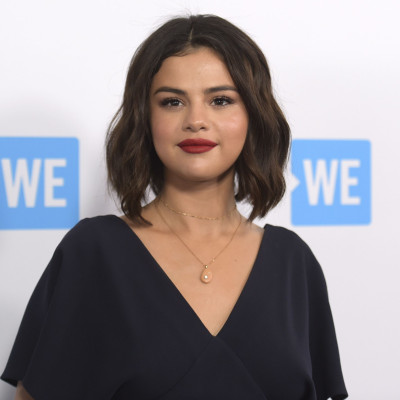 H Selena Gomez είναι στην Ιταλία κι αυτό που φόρεσε θα σε κάνει να «κολλήσεις»