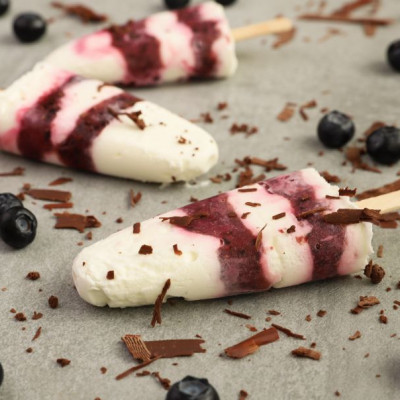 Γρανίτες με blueberries και σαντιγί με πέντε υλικά