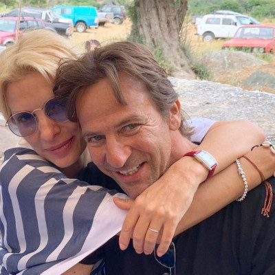 Ελένη Μενεγάκη: Κι όμως αυτή είναι η πρώτη δημόσια ερωτική εξομολόγηση στον Μάκη της!