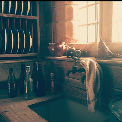 Κάθε πότε πρέπει να αλλάζεις το σφουγγάρι των πιάτων στην κουζίνα;