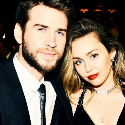 Ορίστε; Η Miley Cyrus και ο Liam Hemsworth χώρισαν 8 μήνες μετά τον γάμο τους