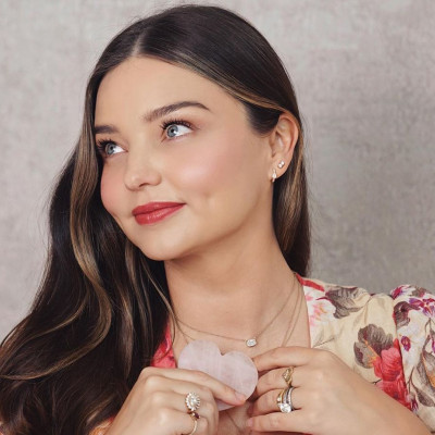 Miranda Kerr: Δες τη σούπερ φουσκωμένη της κοιλίτσα σ’ αυτήν την υπέροχη φωτογραφία