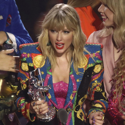 MTV VMAs 2019: Ariana Grande, Camila Cabello, κι όλοι οι μεγάλοι νικητές των βραβείων