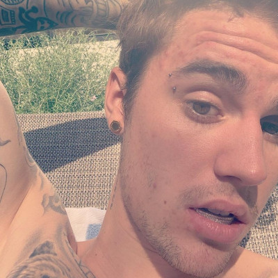 Ο Justin Bieber τραγούδησε στο πιο περίεργο μέρος που μπορείς να φανταστείς