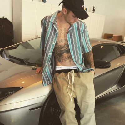 Oι απαντήσεις των celebs στην αποκάλυψη του Bieber για τα ναρκωτικά και την κακοποίηση συντρόφων του