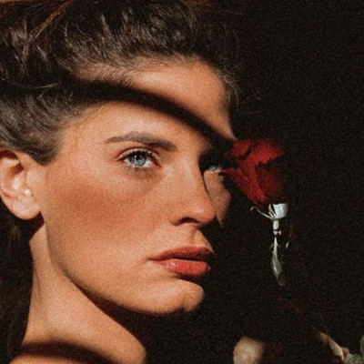 Η Χριστίνα Μπόμπα τραυματίστηκε ενώ... κοιμόταν! Η αποκάλυψη για το ατύχημα! (video+pics)