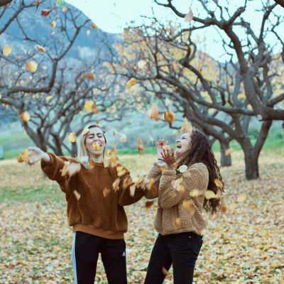 Τι φανερώνουν τέσσερις περίεργες συνήθειες που έχεις για τον χαρακτήρα σου