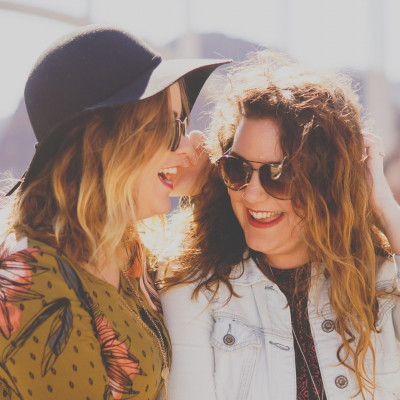 6 σημάδια ότι πρέπει τώρα να ξεκόψεις από την κολλητή σου