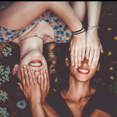 Friendship Goals: Στη δύσκολη στιγμή θα δείξεις αν είσαι η B.F.F.E της