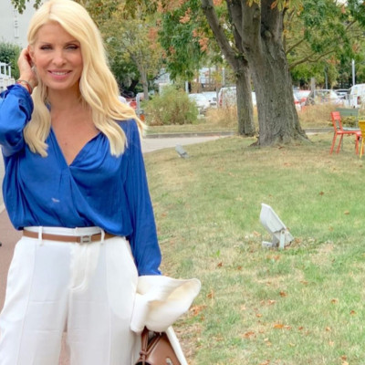 Ελένη Μενεγάκη: Ποιο Παρίσι; Επέστρεψε και βρίσκεται σπίτι με τις κόρες της (pics)