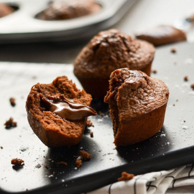 Κεκάκια με πραλίνα φουντουκιού