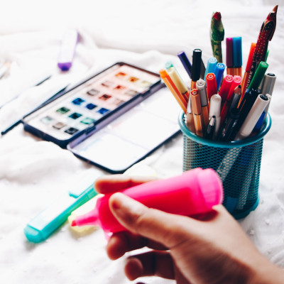 Do it YourSelf: Έτσι θα φτιάξεις την καλύτερη μολυβοθήκη ever