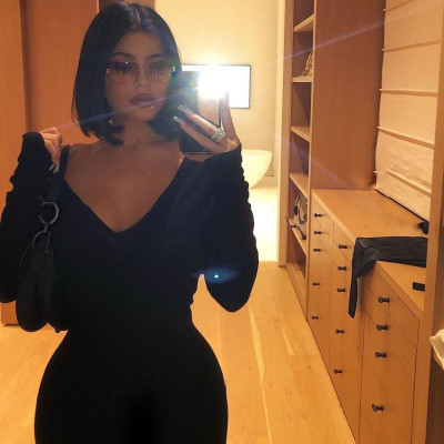 Kylie Jenner: Η νέα συνεργασία της Kylie Cosmetics είναι το δώρο που θες στα γενέθλιά σου