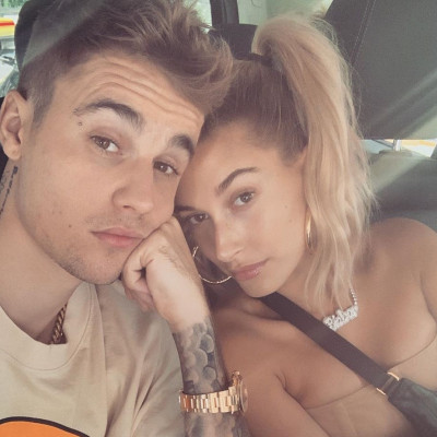 Justin Bieber-Hailey Baldwin: Έκαναν pre-wedding δείπνο και δε φαντάζεσαι τι φόρεσαν