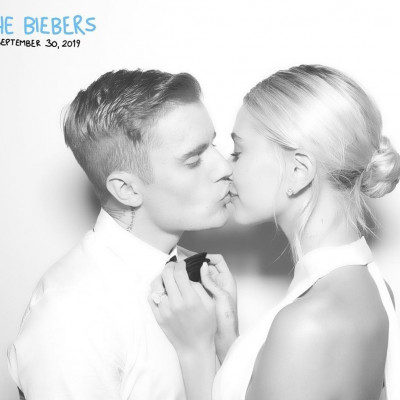 Justin & Hailey Bieber: Παντρεύτηκαν ξανά κι ιδού οι πρώτες φωτογραφίες του γαμπρού και της νύφης
