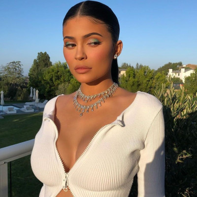 Kylie Jenner: Δες πώς θα ήταν σήμερα αν δεν είχε κάνει καμία πλαστική