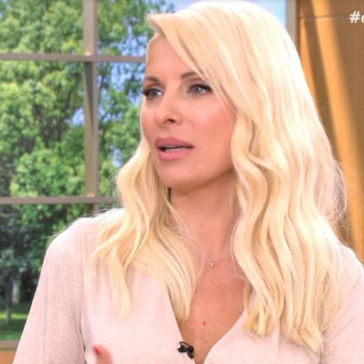 Ελένη Μενεγάκη: Το δημόσιο σ’ αγαπώ στον Μάκη Παντζόπουλο! (Video & Photos)