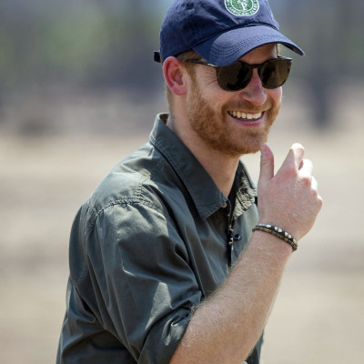 Έξαλλος ο πρίγκιπας Harry με τους δημοσιογράφους και υπάρχει βίντεο που το αποδεικνύει