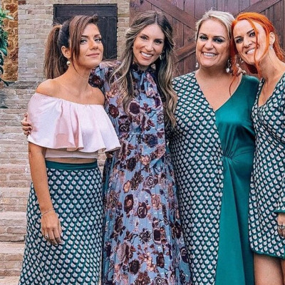 Happy Day: Έσταξαν φαρμάκι για το ντύσιμο που είχαν οι νονές στη βάφτιση του γιου της Οικονομάκου!