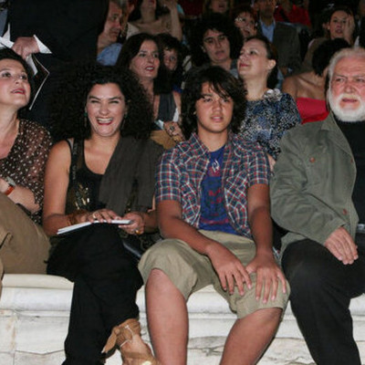 Κώστας Καζάκος: Είδαμε τον 21 ετών γιο του, Αλέξανδρο και μείναμε με το στόμα ανοιχτό! Είναι κούκλος