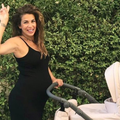 Ελένη Χατζίδου-Ετεοκλής Παύλου: Η τρυφερή οικογενειακή φώτο με την κόρη του αγκαλιά (pics)