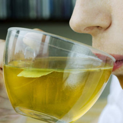 Πράσινο τσάι: Τα οφέλη για την καρδιά, τον εγκέφαλο, τους πνεύμονες