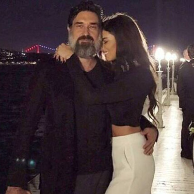 Πρωτοσέλιδος έρωτας! Η εφημερίδα Hurriyet γράφει για τον Μπουράκ Χακί και τη Χαρά Παππά! (photos)