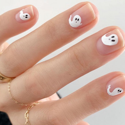 To Halloween ΔΕΝ είναι δική μας γιορτή αλλά τα nail art με θέμα το Halloween ΕΙΝΑΙ τέλεια!