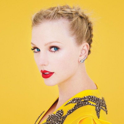 Μάντεψε για ποιο θρυλικό μιούζικαλ έγραψε τραγούδι η Taylor Swift