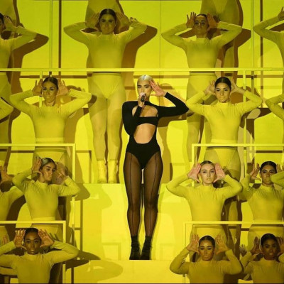 Η Ariana Grande έχασε όλα τα βραβεία στα φετινά MTV EMA και δεν φαντάζεσαι ποια τα άρπαξε