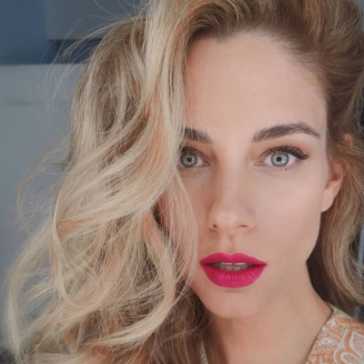 Δούκισσα Νομικού: Αυτή είναι η πραγματική σχέση με τον αδερφό της (pics)