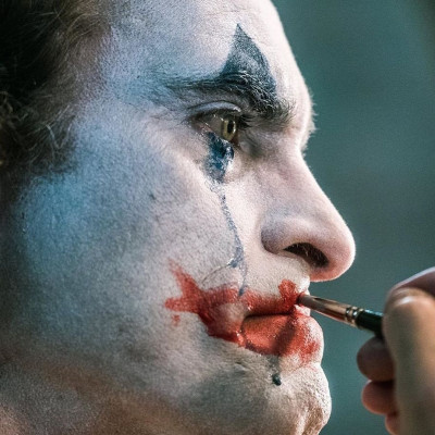 Joker: Η makeup artist της ταινίας εξηγεί πώς εμπνεύστηκε το μακιγιάζ που κάνουν όλοι στο Instagram