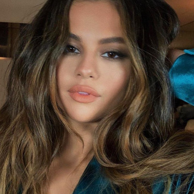 Βρήκαμε και τα 8 αγόρια της Selena Gomez! Μερικά ούτε που τα θυμάσαι