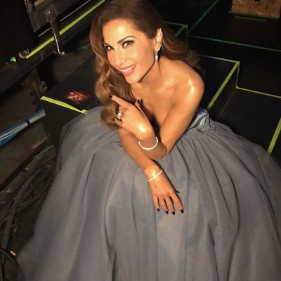 Η παραμυθένια Βανδή και η καλλονή με τα λευκά Ασλανίδου: Βρήκαμε τι φόρεσαν στο X- Factor