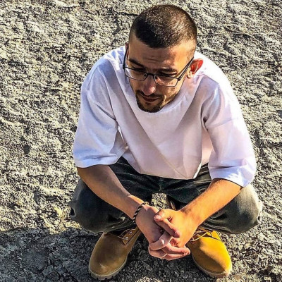 Ο Bloody Hawk σε προκαλεί να αγαπήσεις τον εαυτό σου μέσα από το νέο του κομμάτι «Μη Σταματάς»