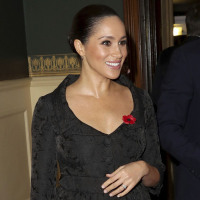 Back to back: Η Meghan Markle πέτυχε κάτι που κανένας royal δεν έχει καταφέρει ως τώρα