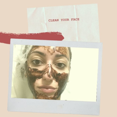 Η teen queen εξομολογείται: «Τι έμαθα από τον καθαρισμό προσώπου στην δερματολόγο μου»