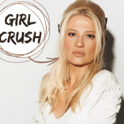 Φαίη Σκορδά: Δες το χτένισμά της από πίσω και μάθε πώς θα το αντιγράψεις