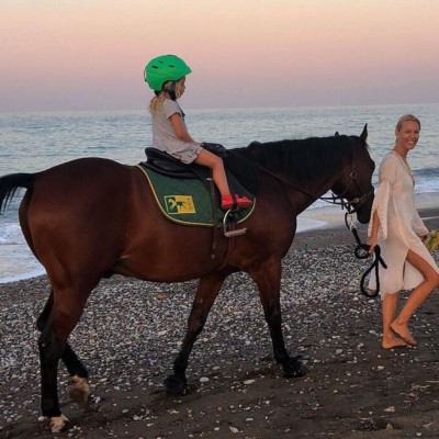 Στα γυρίσματα του GNTM η Μπιάνκα - Η φώτο που δημοσίευσε η Βίκυ Καγιά & το σχόλιό της (pics)