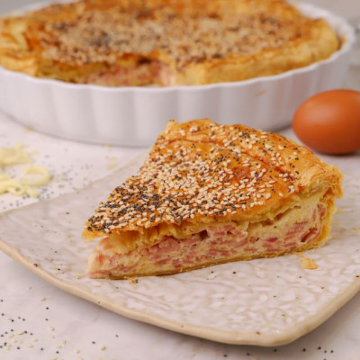 Λαχταριστή ζαμπονοτυρόπιτα