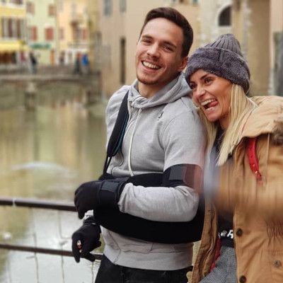 Μιλλούση-Πετρούνιας: Τα 1α Χριστούγεννα με την κόρη τους - Δείτε τη διακόσμηση του σπιτιού τους(vid)