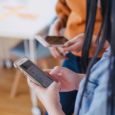 Θες να μάθεις αν κάποιος τσεκάρει το κινητό σου; Έτσι θα τον πιάσεις