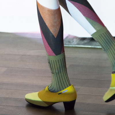 Sock It To Me: Tα κοντά καλτσάκια δεν φοριούνται μόνο με sneakers