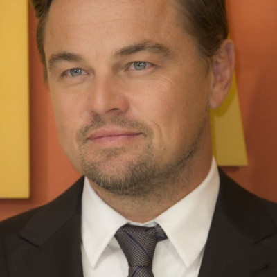 Ξέφρενο πάρτι του DiCaprio με τα πιο διάσημα μοντέλα του πλανήτη: Η κοπέλα του ακούει;