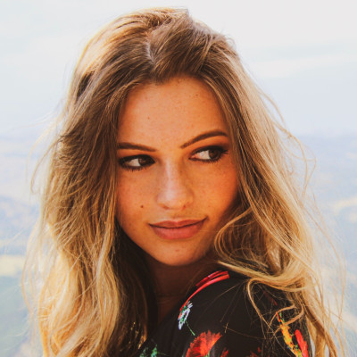 Πότε είναι σωστό να ξεκινήσεις να κάνεις καθαρισμό προσώπου και κάθε πότε;