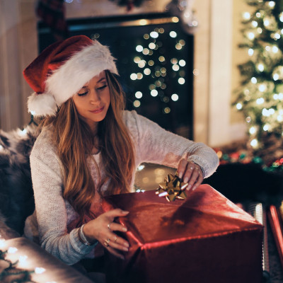 Χώρισες μέσα στις γιορτές και είσαι χάλια; Tα μυστικά για να το ξεπεράσεις