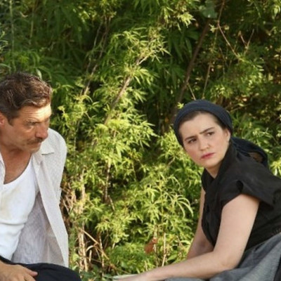 Άγριες Μέλισσες: Έρχεται άγριος έρωτας στη σειρά–Ένας έρωτας που θα συγκλονίσει το τηλεοπτικό κοινό