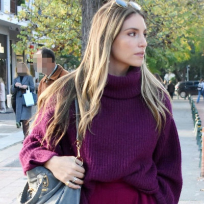 Αθηνά Οικονομάκου: Βόλτα στην Κηφισιά με μια εμφάνιση σκέτη… απογοήτευση (Photos)