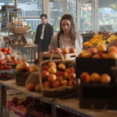 Το νέο τρέιλερ του You μας έκανε να κοιτάξουμε και μία δεύτερη φορά πίσω μας, έτσι για σιγουριά