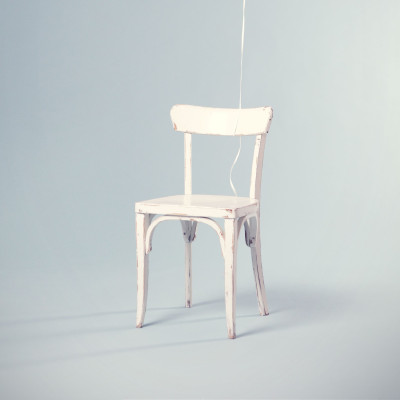 «Chair Challenge»: Το περίεργο challenge που έχει γίνει viral στο Tik-Tok